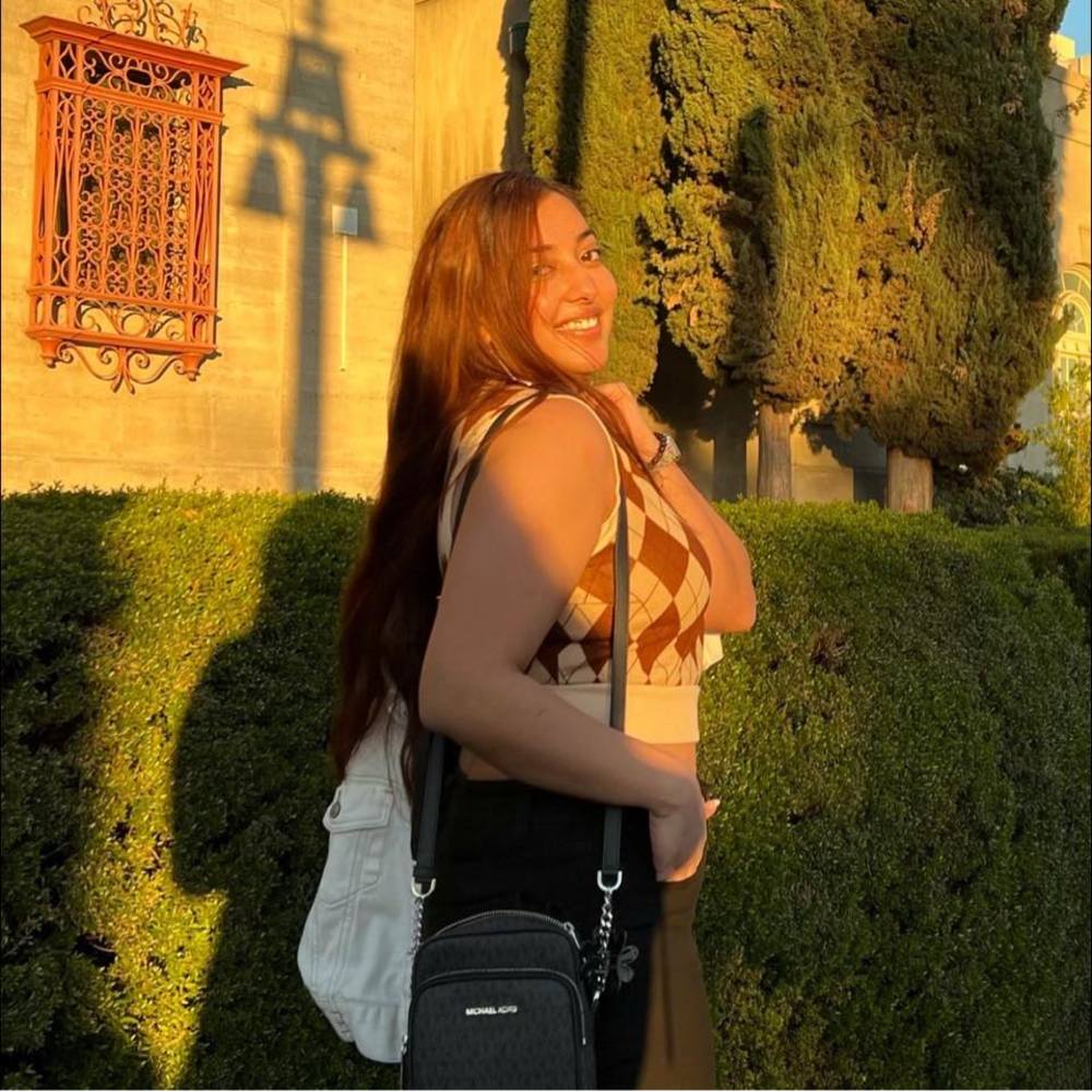 Meet your Posher, Savvy